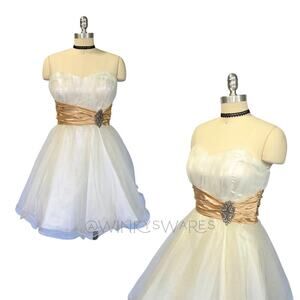 Vintage Y2K Formal Prom Dress Size S 7 White Gold Strapless Sparkle Roberta